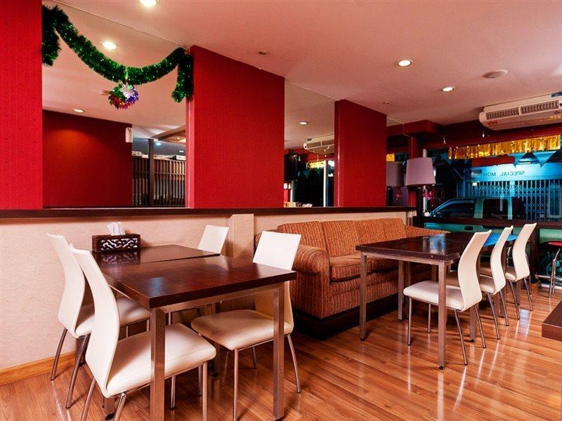 Arawana Express Phromphong Hotel Банкок Екстериор снимка
