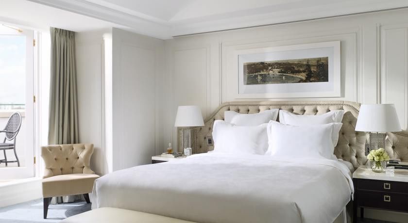 Arawana Express Phromphong Hotel Банкок Екстериор снимка